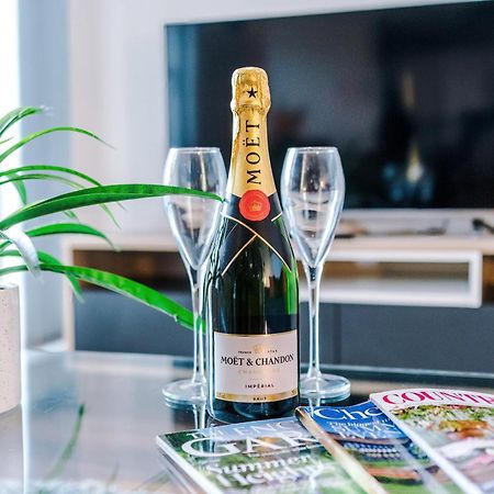 Sleek Apartment In Manchester By 53 Degrees Property, Ideal For Couples, Amazing Location! Bagian luar foto